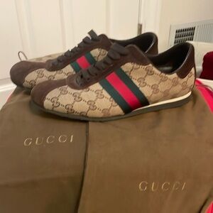 Gucci Sneakers